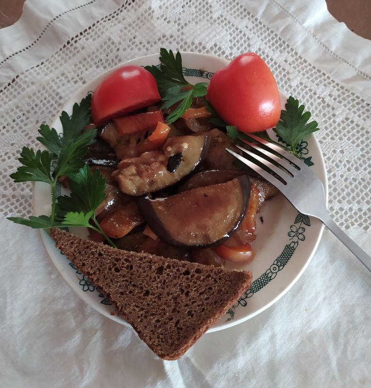 Хрустящие овощи в соусе терияки: простой и вкусный рецепт для вашего стола