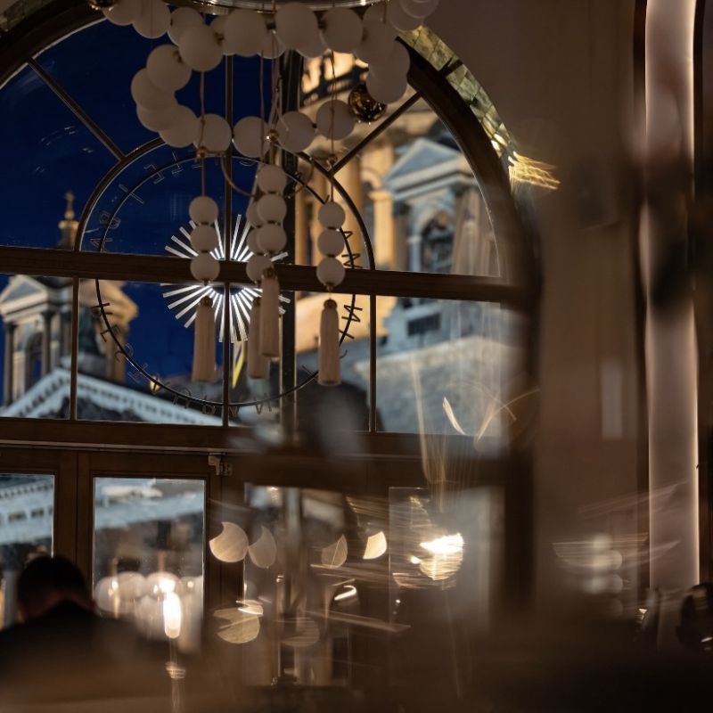 ���������� ��������� � �����: Mich?le � ������ ����������