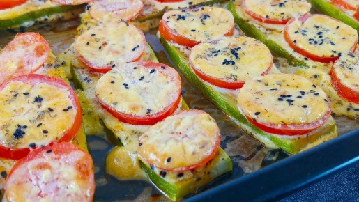 Кабачковые лодочки с помидорами: простое и вкусное блюдо