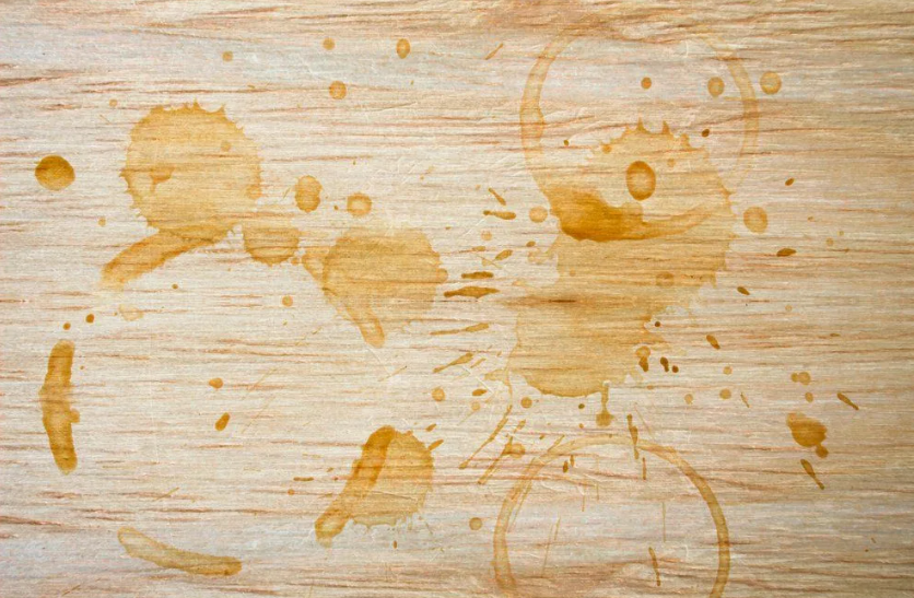 Эффективные способы удаления пятен со столов