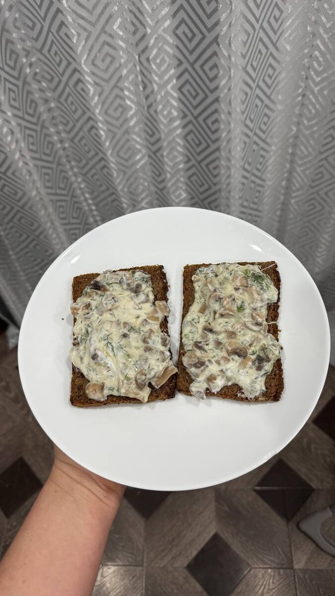 Вкусные бутерброды с шампиньонами: идеальный завтрак