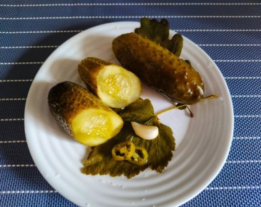 Как приготовить идеальные малосольные огурцы для любого повода