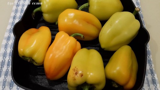 Яркие закуски осени: как приготовить маринованный перец