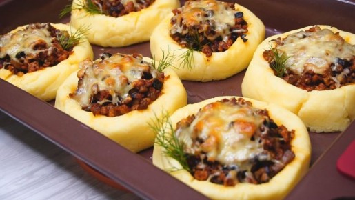 Картофельные гнезда с фаршем: удивите близких