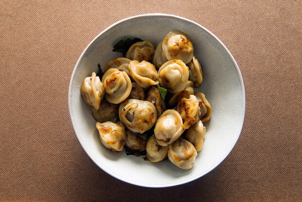 Пельмени с крапивой: оригинальный рецепт на каждый день