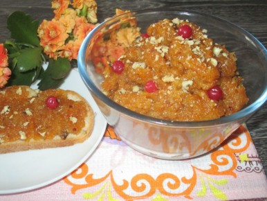 Сладкая тыква с курагой и орехами: деликатес, который стоит попробовать