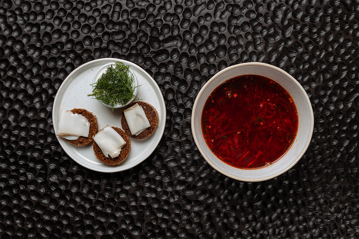 Борщ в новых красках: от классики до кулинарных экспериментов