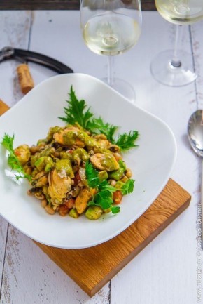 Салат из мидий с фасолью: легко и вкусно