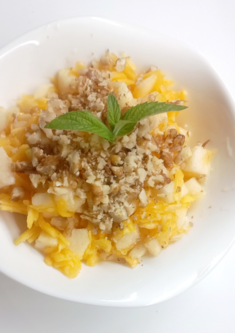 Вкусный осенний салат с тыквой и грушей