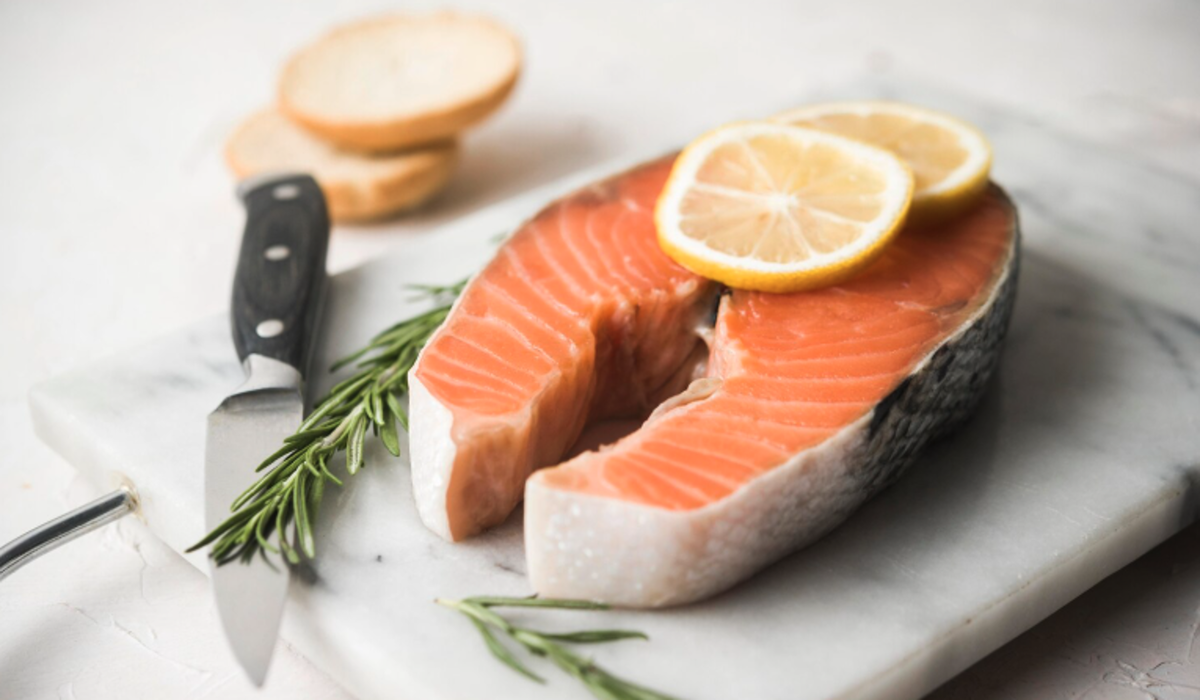 Как выбрать идеальный ужин для здорового сердца: советы кардиолога