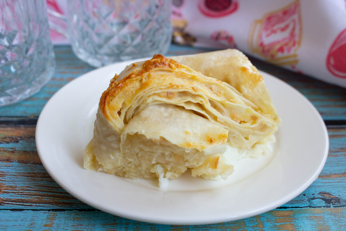 Нежная плетенка из лаваша с творожной начинкой для любого времени