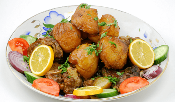 Жаркое из баранины с картофелем: Вкусное открытие восточной кухни