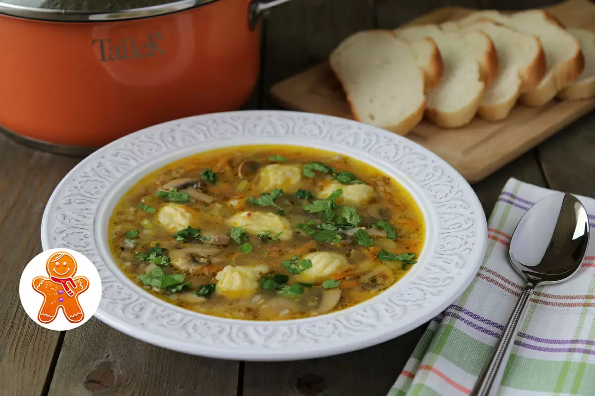 Гречневый суп с картофельными клецками