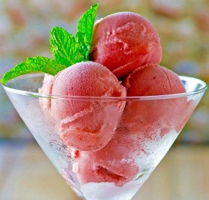 Как сделать идеальное мороженое: от сорбета до пломбира, включая секретный ингредиент